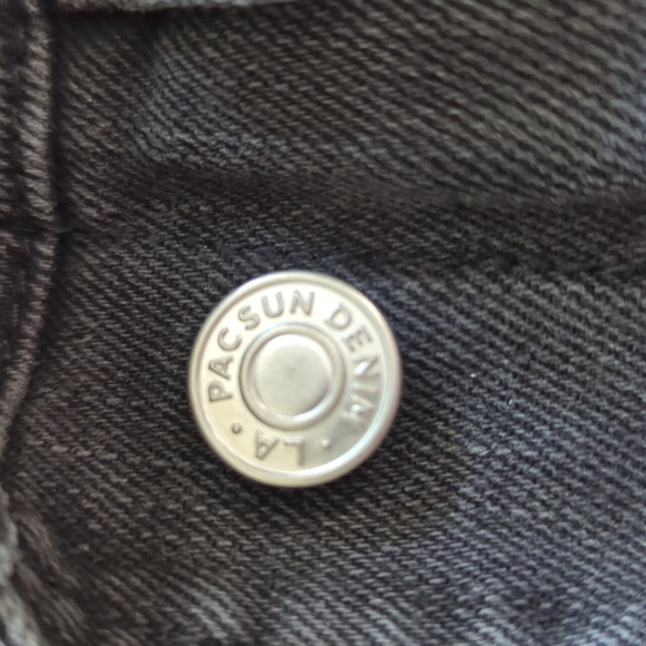 Lined embroidered denim jacket - Picture 6 of 6